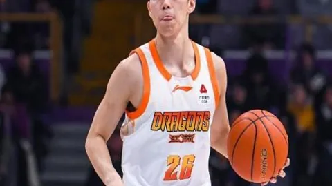 亞特蘭大對曼聯歐冠小組賽第4輪2-2戰平，C羅梅開二度加時逆轉成功